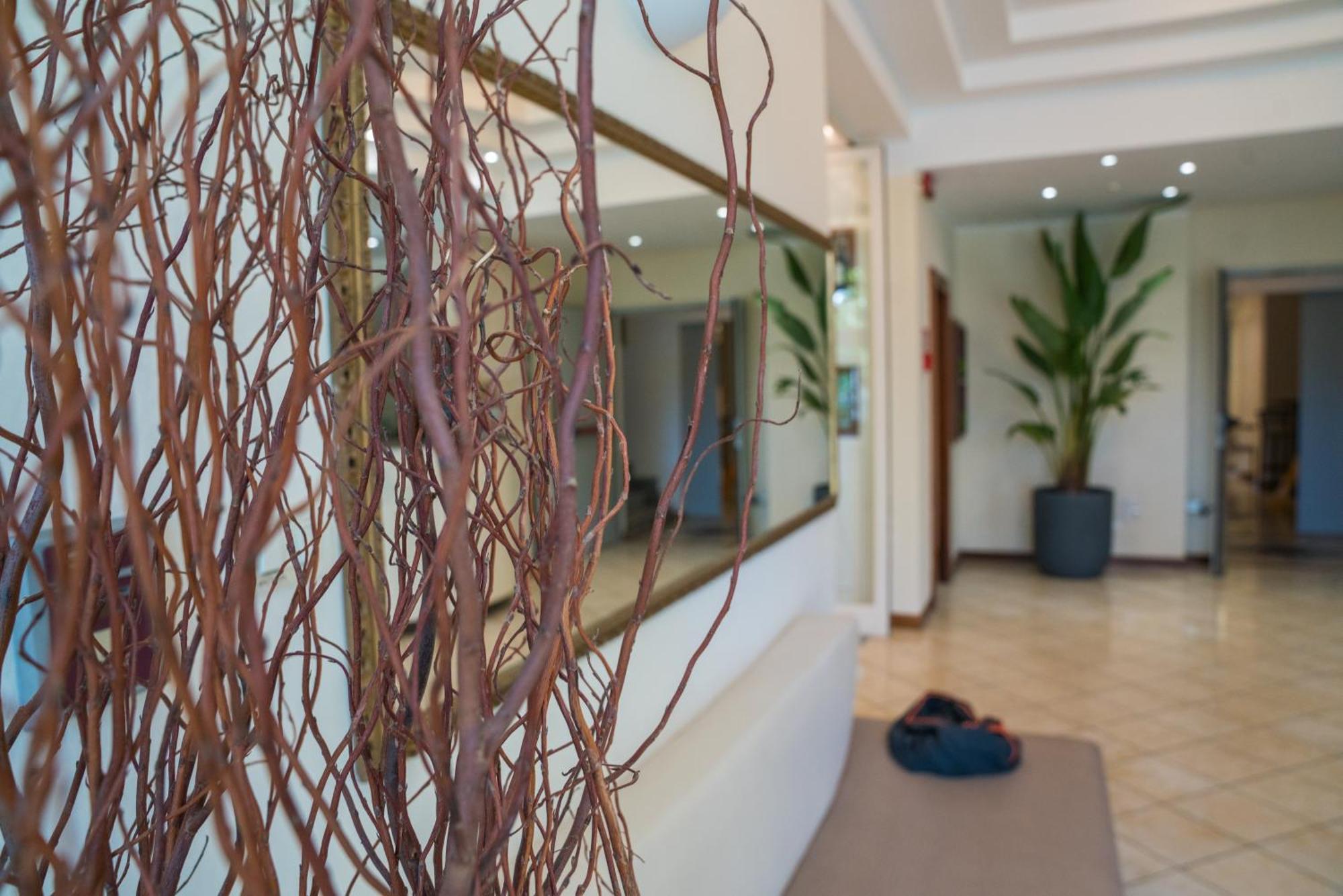 Hotel Europa มิลาโน แมริตทิมา ภายนอก รูปภาพ